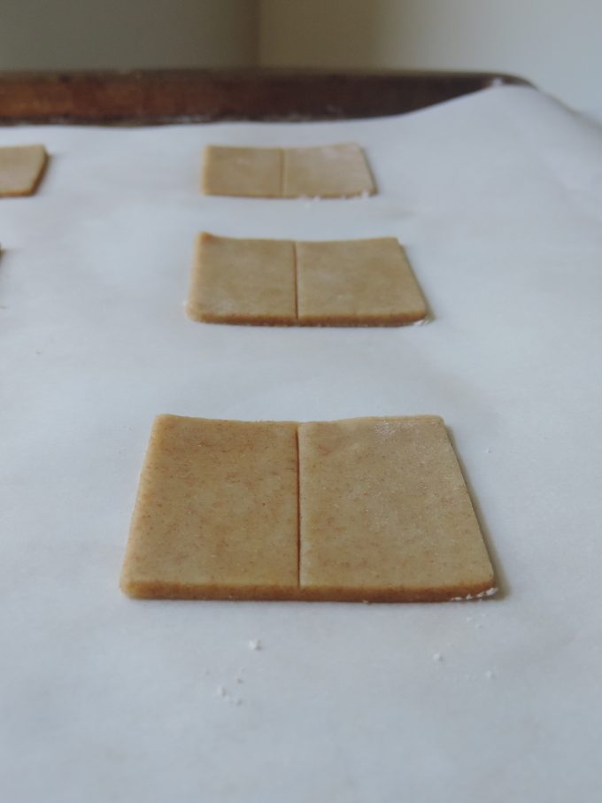 Homemade Cinnamon Graham Crackers
