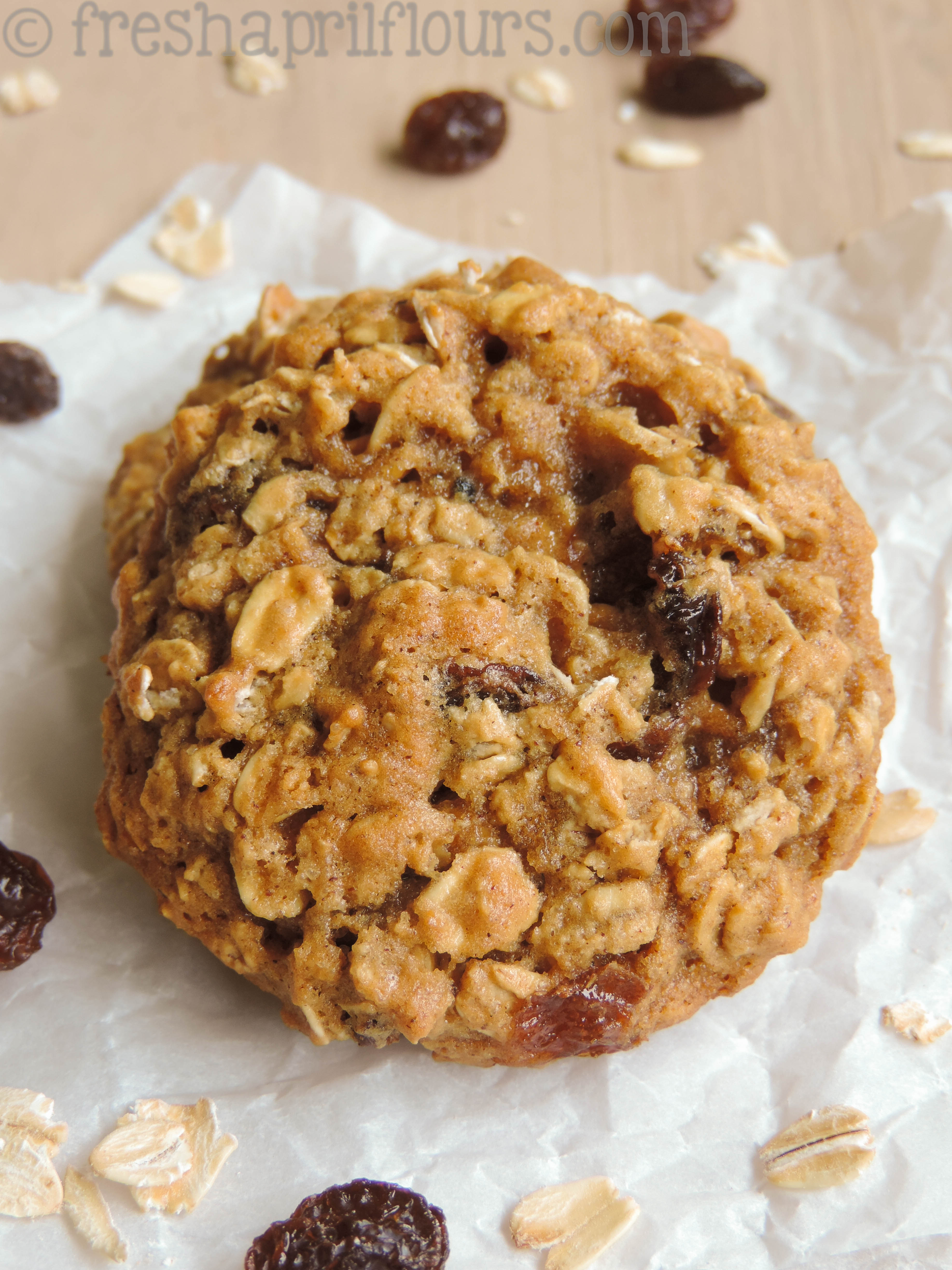 Chewy Oatmeal Raisin Cookies