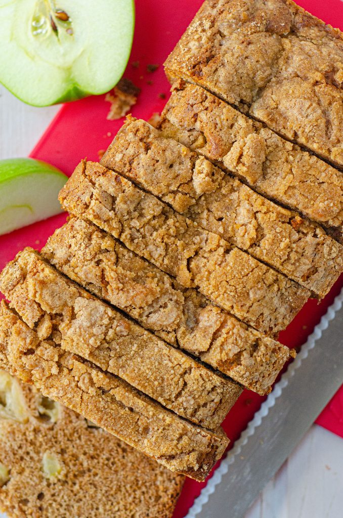 apple cinnamon streusel bread