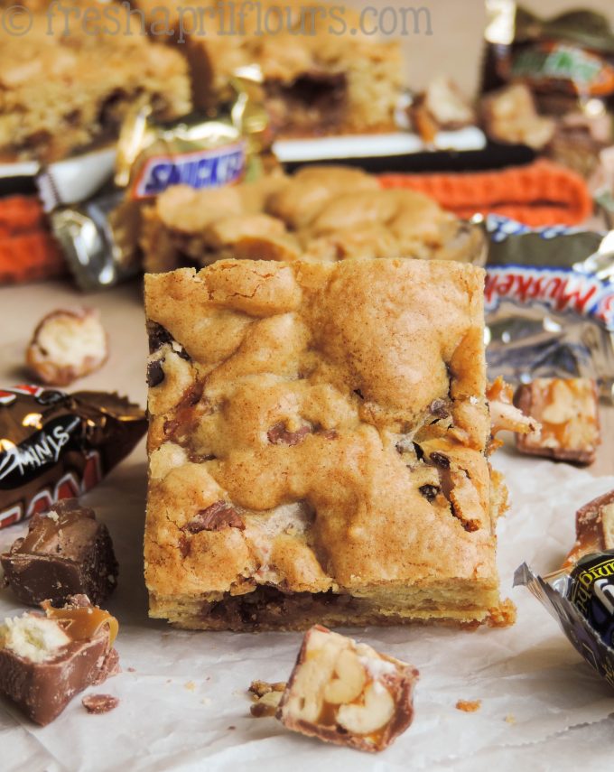 Candy Bar Blondies: Leftover candy from Halloween or other celebration? Chop it up and throw it into a buttery, chewy blondie!