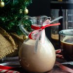 Peppermint Mocha Coffee Creamer: Just a few ingredients and 5 minutes gets you an all-natural, chemical free holiday flavored cup of coffee!