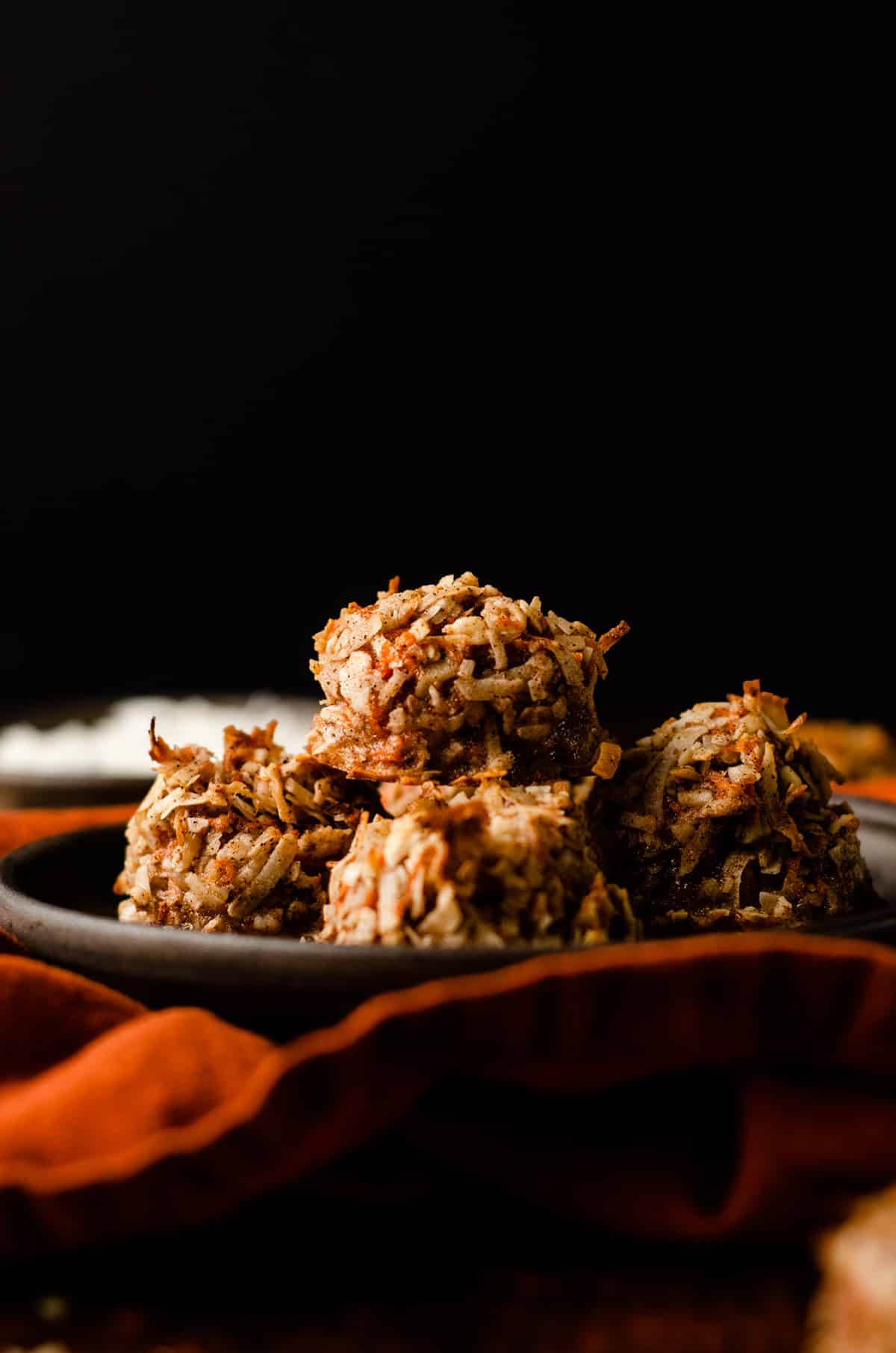 carrot cake macaroons on a plate