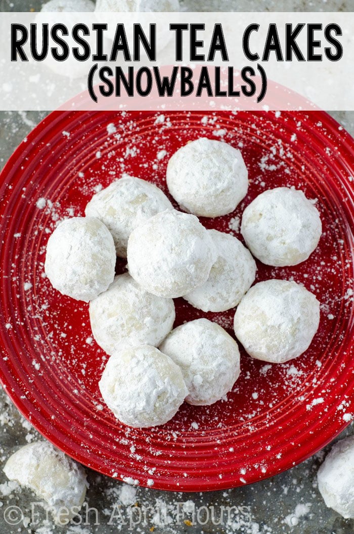 Buttery, melt-in-your-mouth shortbread cookies filled with nuts and rolled in powdered sugar. A classic cookie at Christmas time! via @frshaprilflours