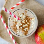 Healthy Apple Pie Smoothie: Made with good-for-you ingredients but tastes just like apple pie. Naturally sweetened and gluten free!