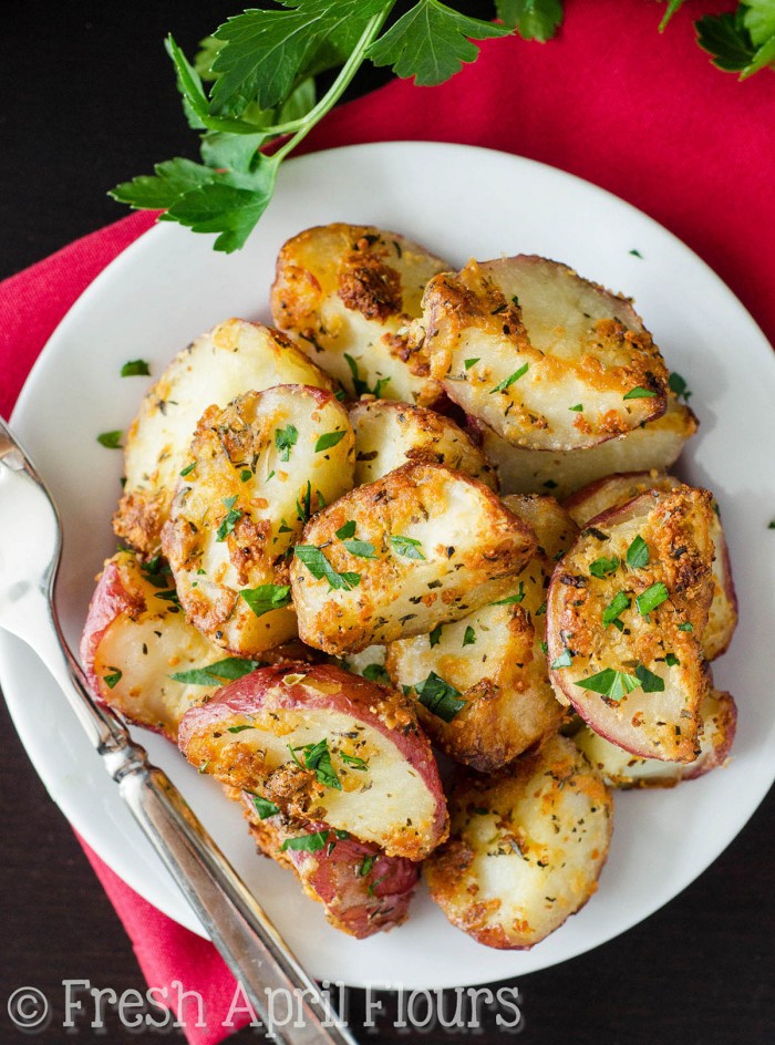 Roasted Herbed Red Potatoes: A quick and easy recipe for crisp and flavorful potatoes that go well with with any meal of the day.