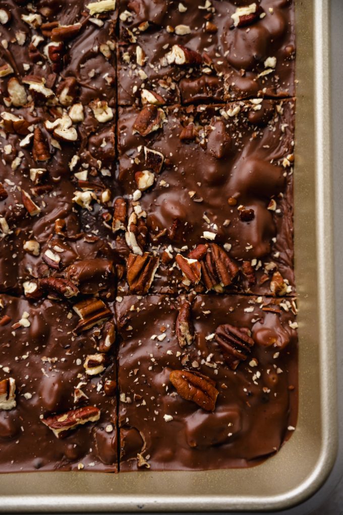 Aerial photo of a chocolate Texas sheet cake in a pan.