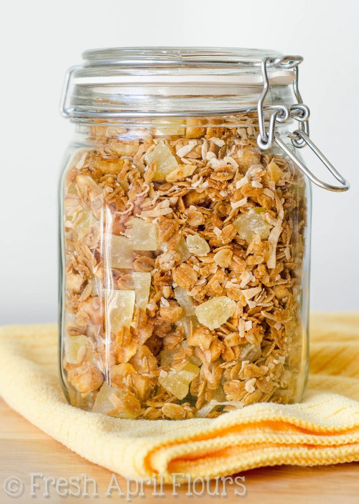 Piña Colada Granola: Homemade granola sweetened with coconut palm syrup and loaded with toasted coconut and macadamia nuts, and of course, pineapple!