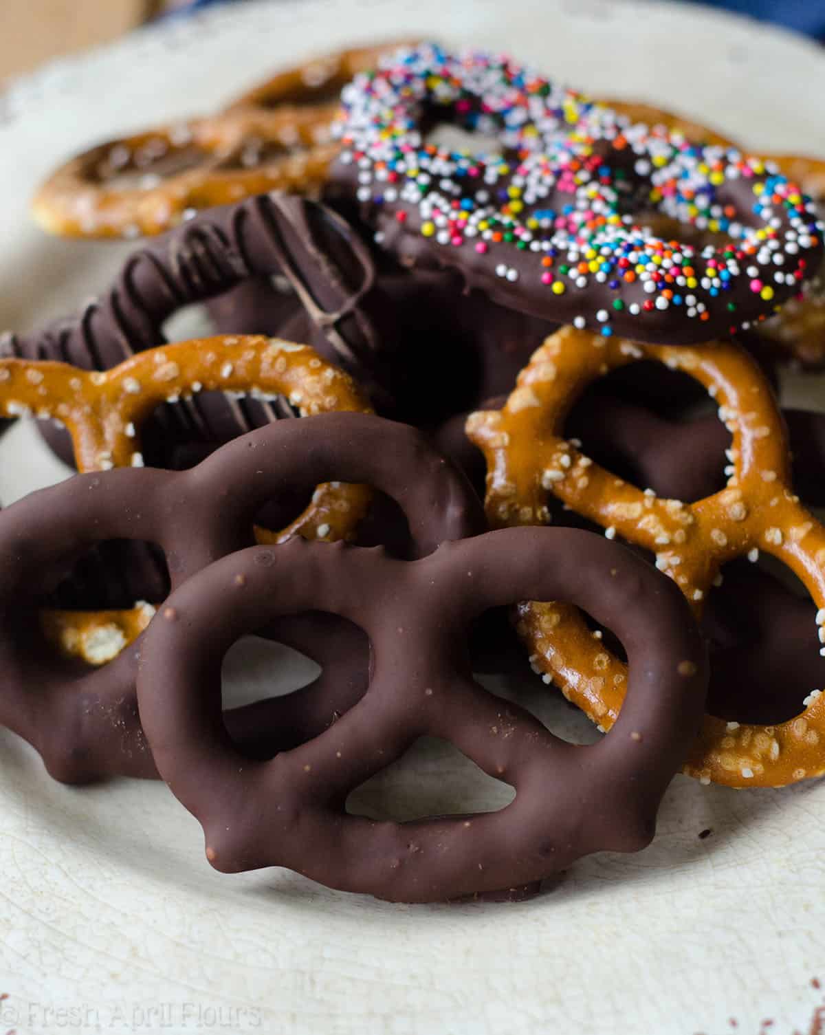 Homemade Chocolate Covered Pretzels