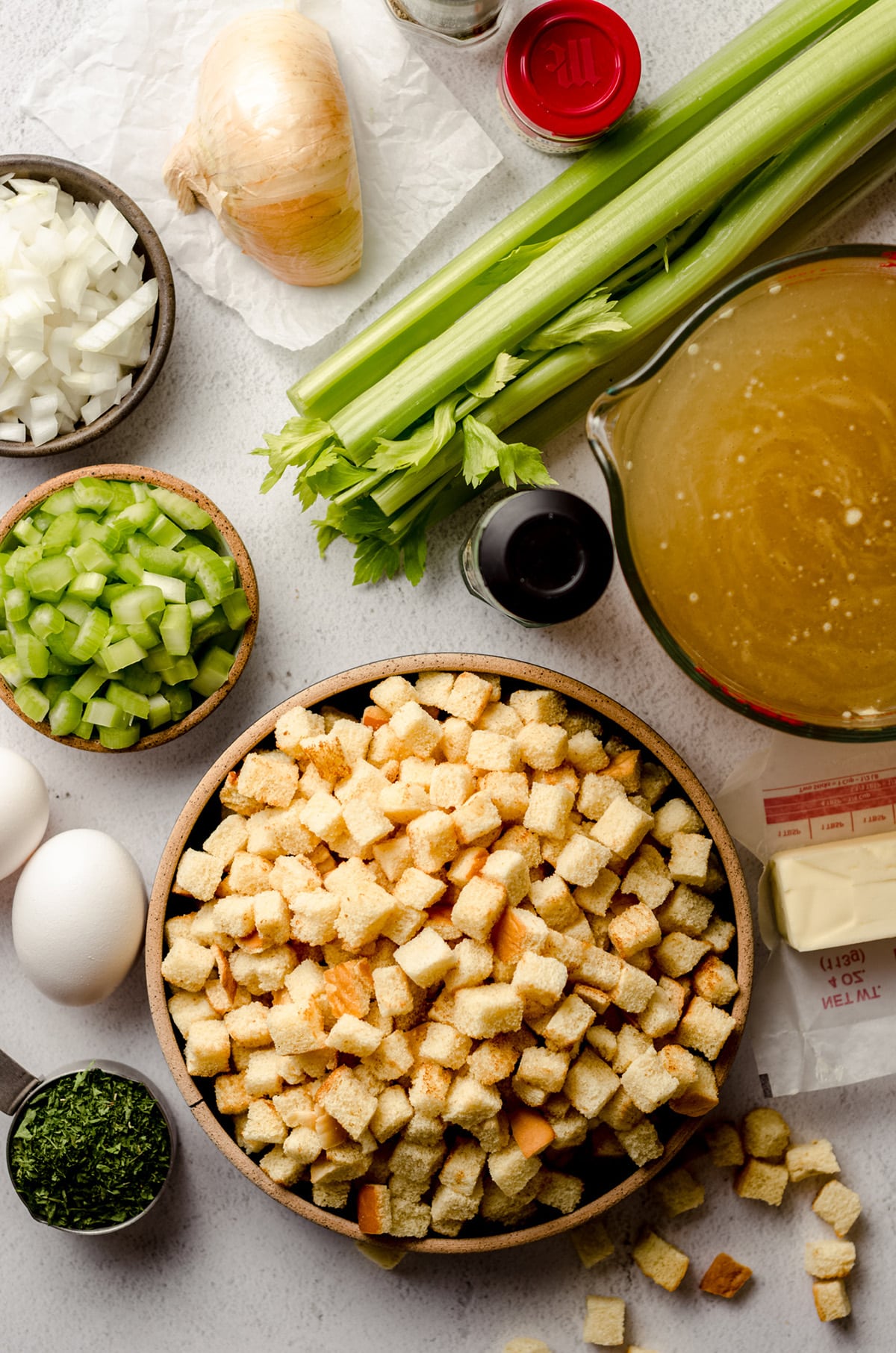 ingredients for traditional bread stuffing