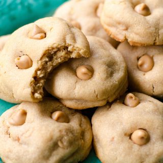 Ultimate Peanut Butter Cookies: Basic peanut butter cookies made with crunchy peanut butter and filled with peanut butter chips. Perfect for the peanut butter lovers in your life!