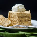 No Bake Pumpkin Icebox Cake: Layers of graham crackers filled with pumpkin whipped cream. An easy no bake treat for your favorite fall gatherings!