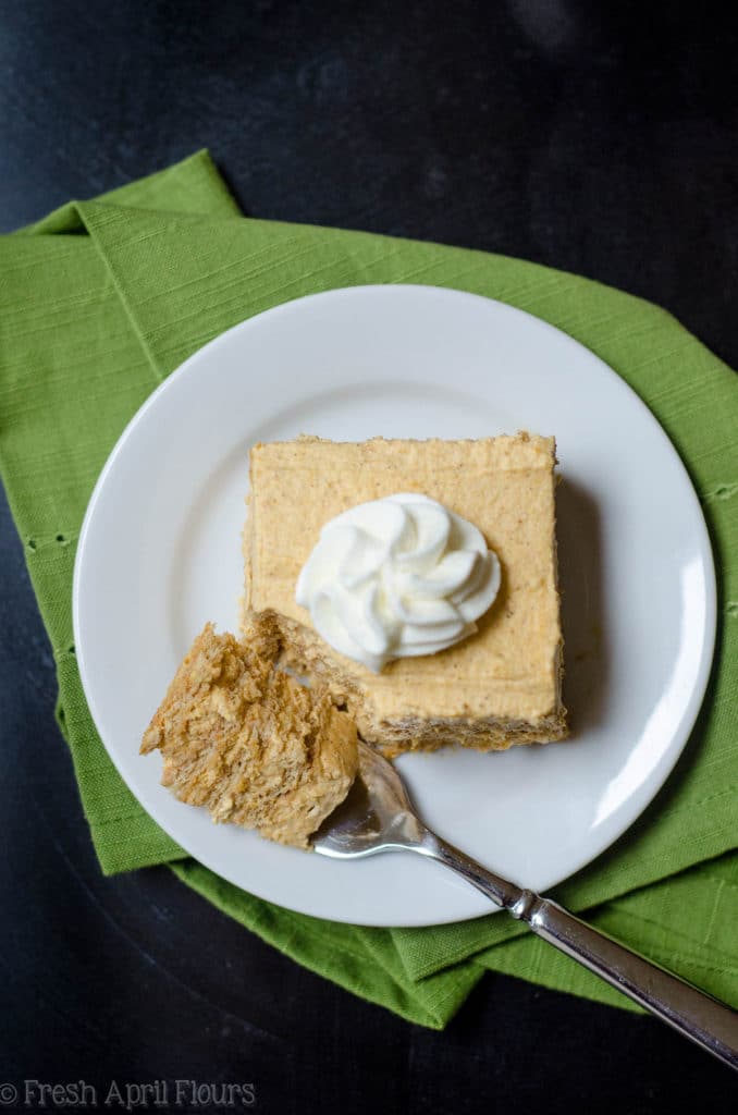 No Bake Pumpkin Icebox Cake: Layers of graham crackers filled with pumpkin whipped cream. An easy no bake treat for your favorite fall gatherings!