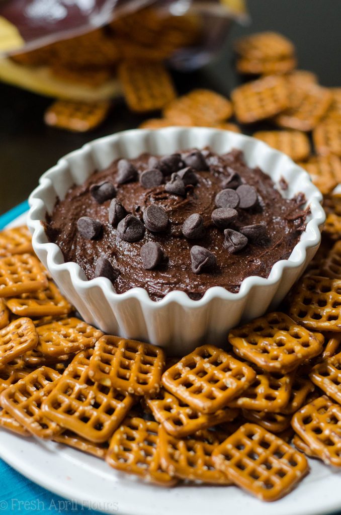 Brownie Batter Dip: A supremely chocolatey dip that is everything you love about brownie batter without the eggs.