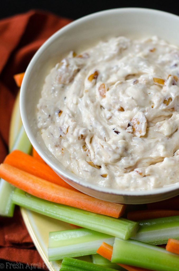 Caramelized Onion Dip: Creamy, flavorful dip bursting with sweet cooked onions. Perfect with both veggies and chips!