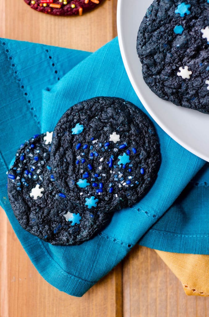 Ice & Fire (Game of Thrones) Cookies: Easy red and blue velvet cookies donned with icy and firey sprinkles.