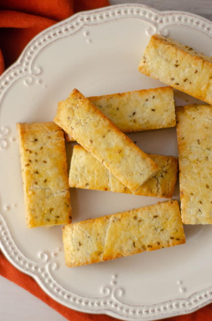 Traditional Italian Anise Biscotti: Basic biscotti cookies flavored with anise extract and anise seed.