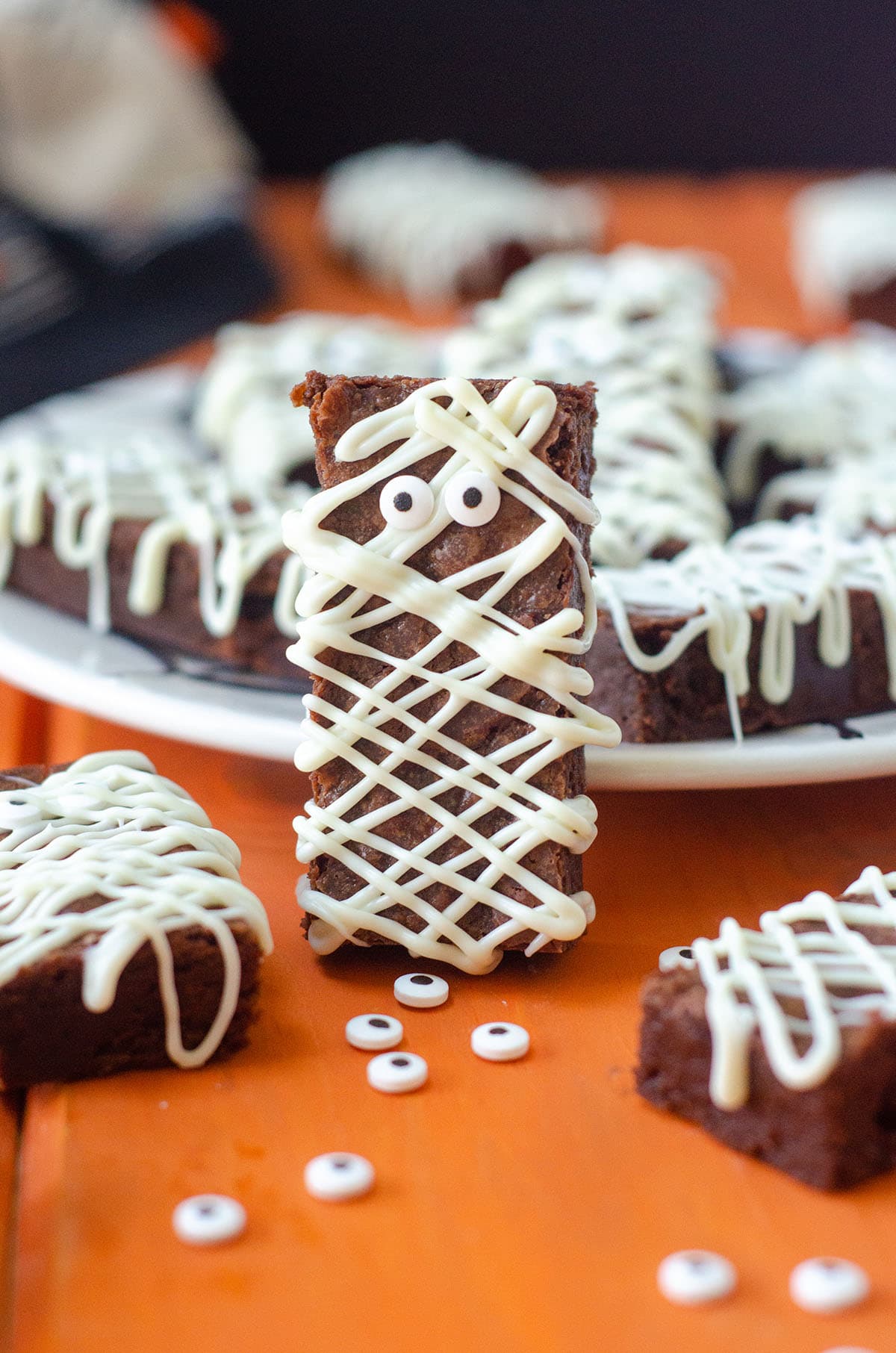 mummy brownie leaning up on a plate