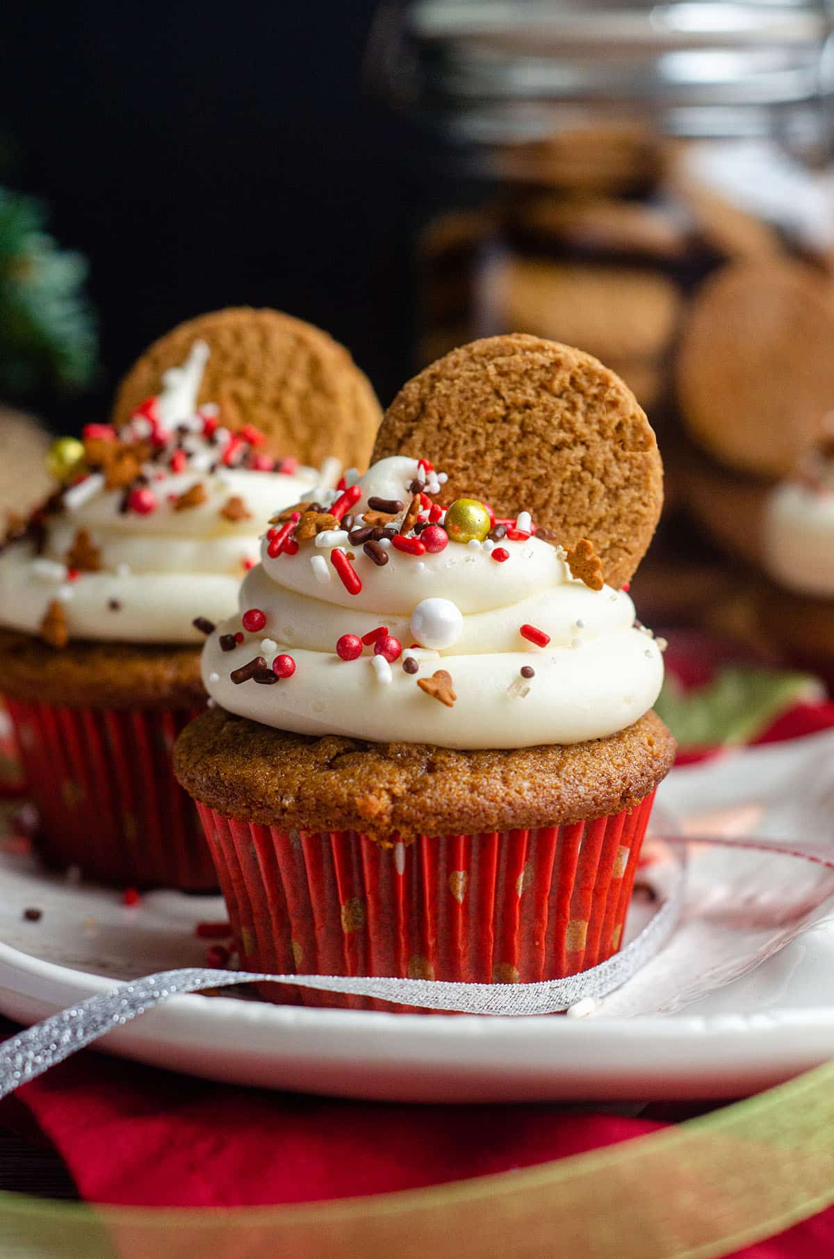 Gingerbread Cupcakes with Cream Cheese Frosting