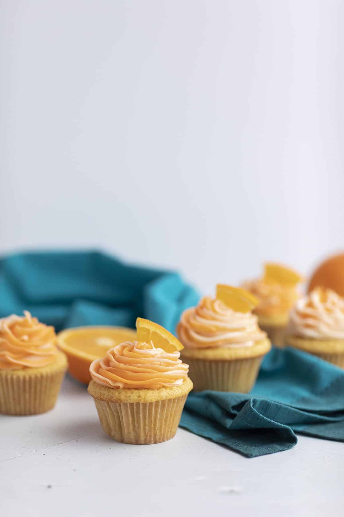 orange creamsicle cupcakes