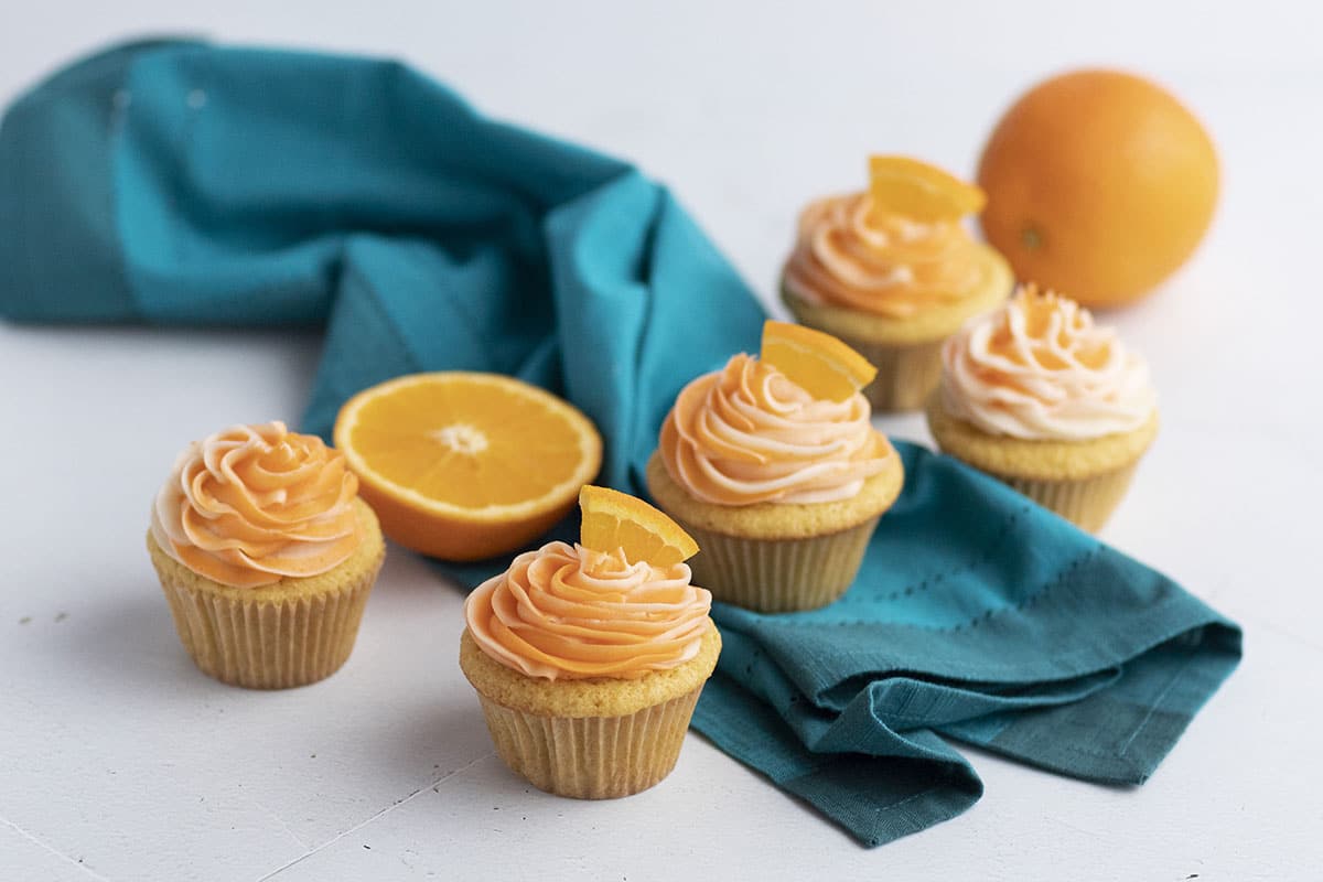 orange creamsicle cupcakes