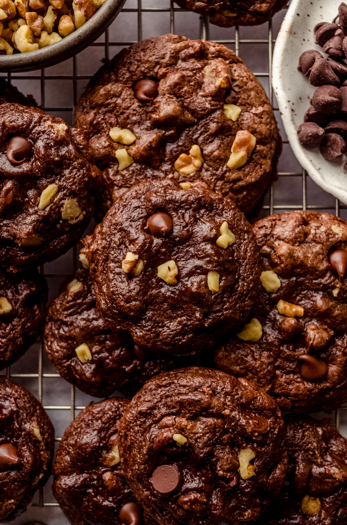 Aerial photo of brownie cookies on a cooling rack.