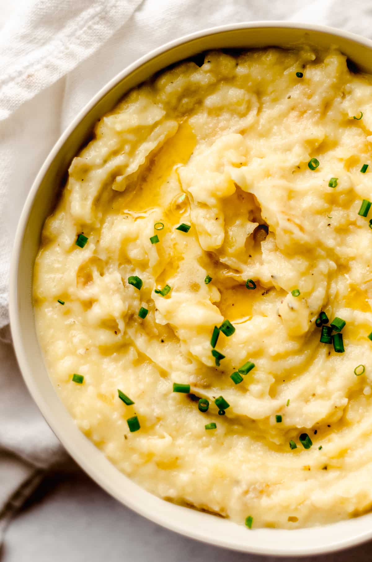 aerial photo of instant pot garlic mashed potatoes in a bowl