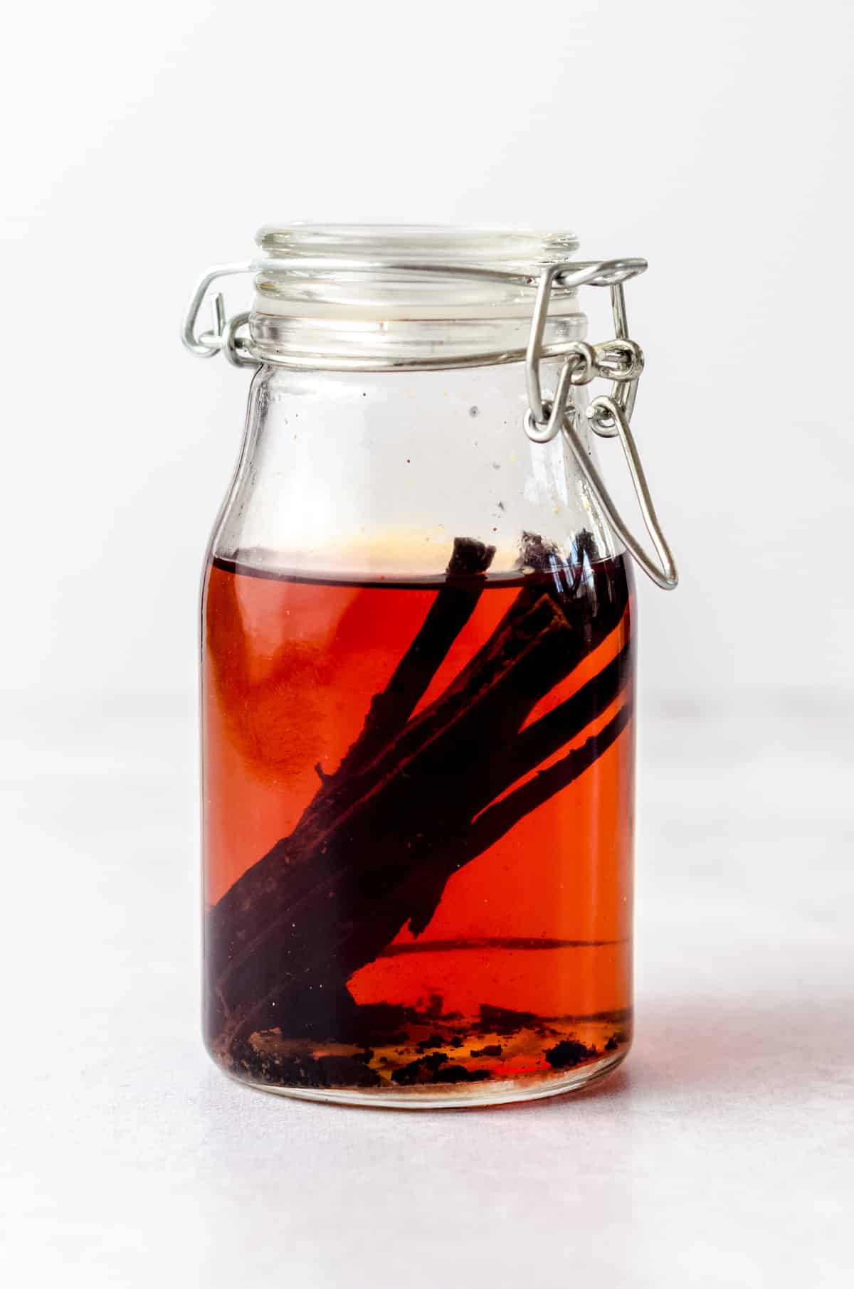 jar of steeping homemade vanilla extract