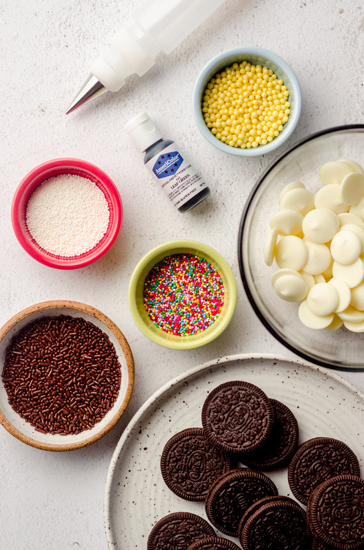 mise en place for christmas oreos