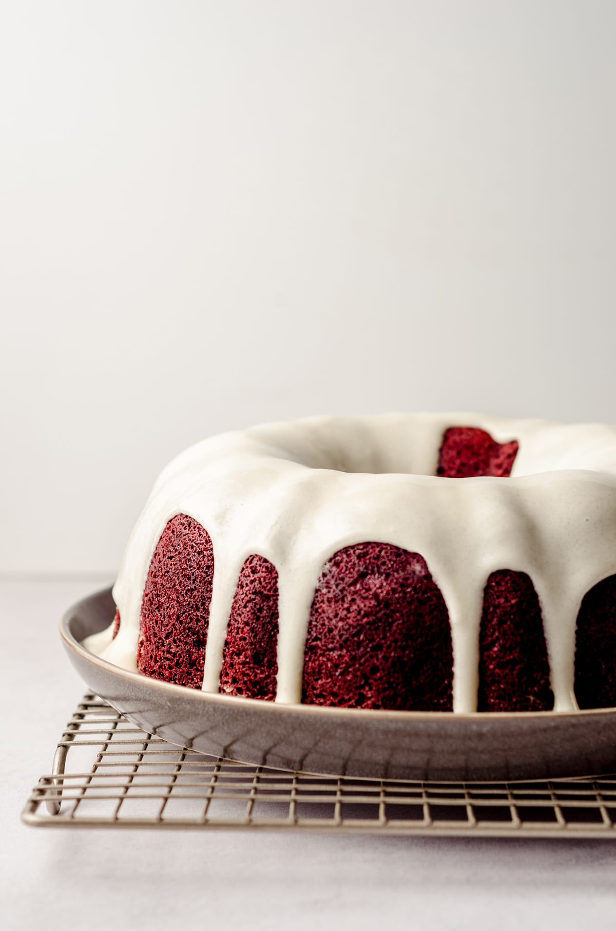 red velvet bundt cake with cream cheese icing
