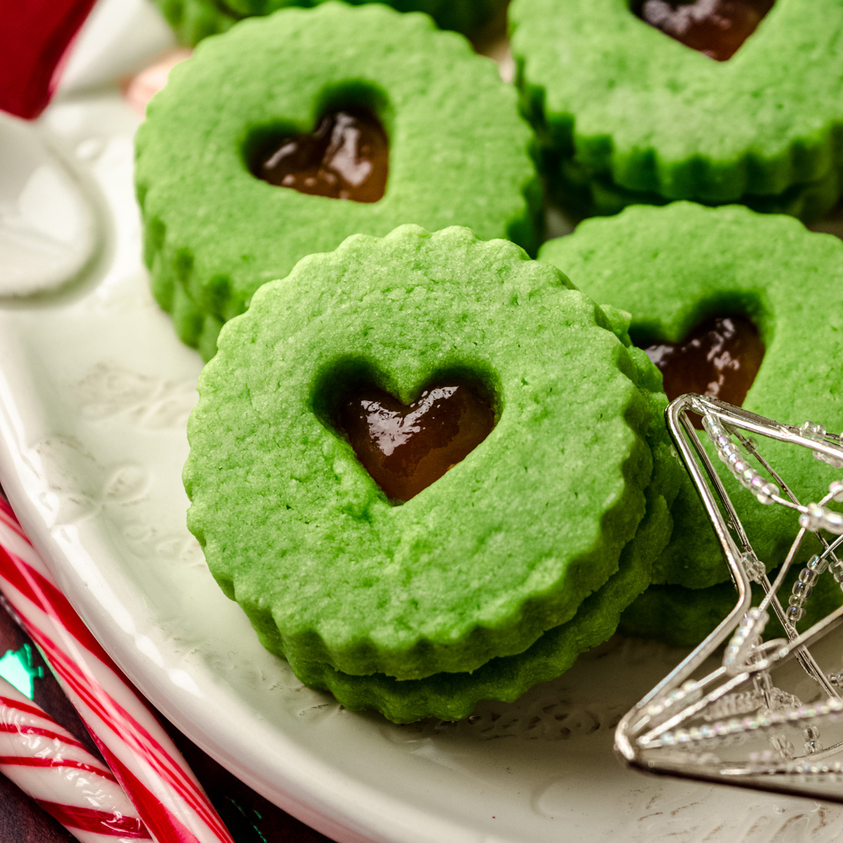 grinch-linzers-RECIPE-CARD.jpg